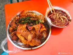-哈海英麻辣烫(中华西路步行街店)