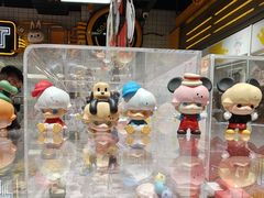 -泡泡玛特POPMART(上海环球港店)