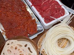 -黔有有贵州酸汤夺夺粉火锅(五味十字店)