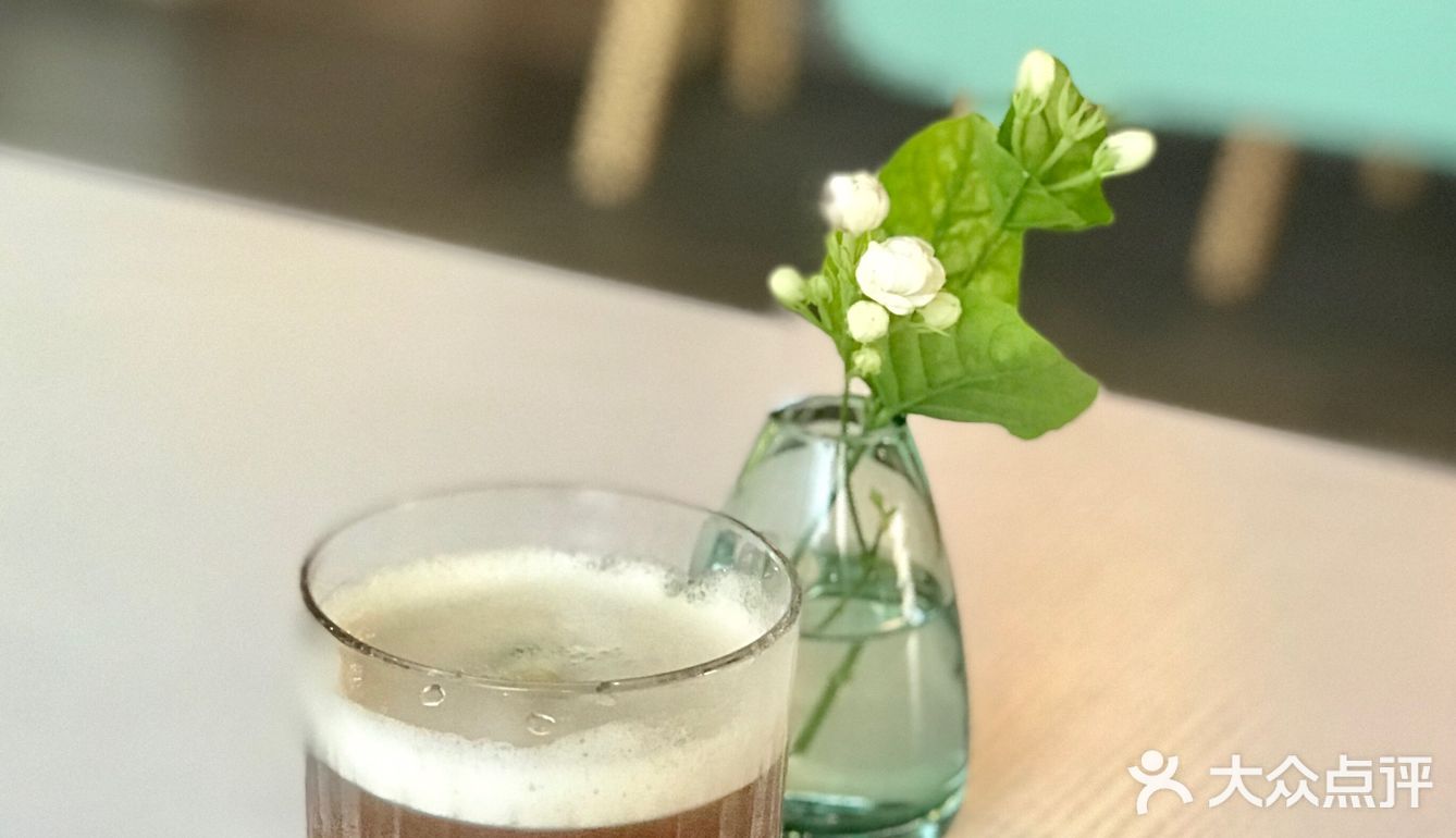 淡雅清新咖啡馆
