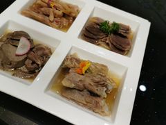 -香山湖家家宴(中山陵店)