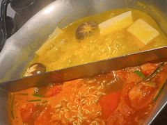 -湊湊火锅·茶憩(打浦桥日月光店)