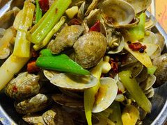 隔壁店的辣炒花蛤-清真·马峰烤肉(小学习北巷店)