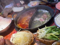 -赵美丽·重庆社区火锅·直营店(火车东站·中豪国际店)