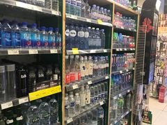 -绿叶子超市(公园大道店)
