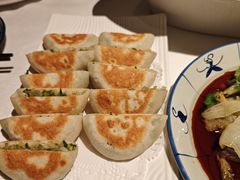 -八府香鸭·啫啫煲(华山路店)