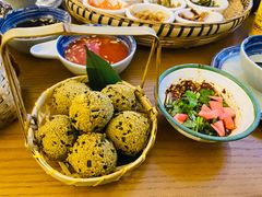 -包整·丝娃娃(一览甲秀楼风景店)