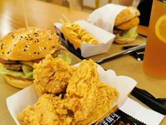 -牛纽塔·牛人堡(群众路店)