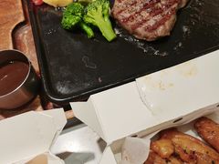 -必胜客(远大路店)