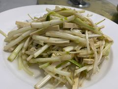 -天乐农家鱼头王(天目湖店)