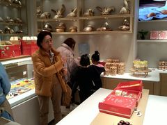 -好利来(曲江龙湖店)