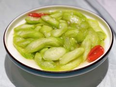 清炒丝瓜-雲蜀龙阁·金牌水煮鱼(方庄店)