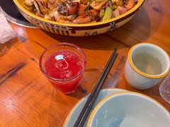 -休记光头香辣蟹干锅(绵竹店)