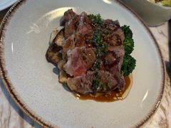 -ROAST coffee & eatery