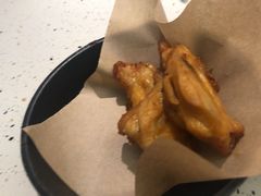-必胜客(武汉欢乐谷店)