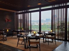 -丽思卡尔顿·炙焰·铁板烧餐厅