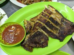 烧魔鬼鱼-明记烧鱼美味店