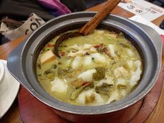 -周鱼小馆石锅酸菜鱼(活力汇店)