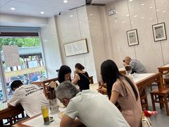 -老西白点心店