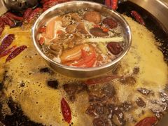 -山城年华老火锅(玉林店)
