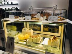 面包甜点陈列柜-野鸽子咖啡(中航店)