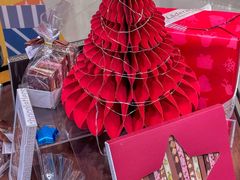 -Laderach 莱德拉(上海环贸iapm店)