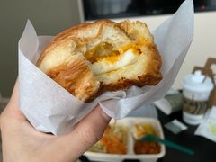 培根蛋可颂堡-星巴克(潍坊泰华广场店)