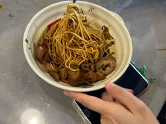 -佬钱湾仔(衣裳街店)