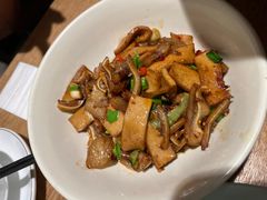 -聚鑫朋酸菜肥肠(文艺路口店)