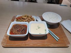 -老乡鸡(融科天地店)