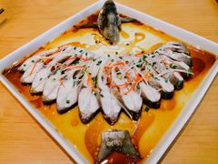 清蒸武昌鱼-莲餐厅·湖北菜·藕汤是头牌(愚园路店)