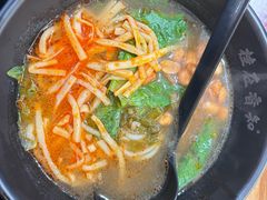 -桂在香知桂林米粉(红博中央公园店)