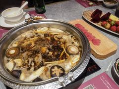 -一绪に寿喜烧(虹悦城店)