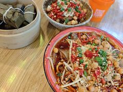 -拐枣巷小串串(财大店)