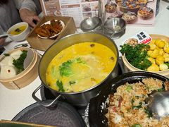 -煲王粤菜餐厅(中侨中心店)