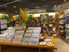 -博览书店(越秀悦汇天地店)