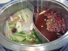 -马路边边麻辣烫串串火锅(体育西路店)