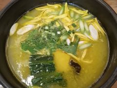 -桥香园云南过桥米线(红龙井店)