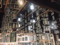 -猫的天空之城概念书店(杭州南宋御街店)