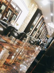 点击看大图 -八佰伴8008星级形象店