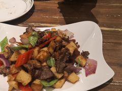 -清真·玛丽亚新疆菜主题餐厅(浙江中路店)