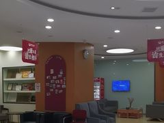-雅悦齿科(顾村公园店)