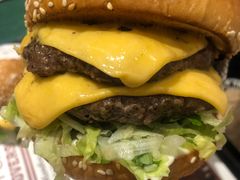 -The Habit Burger Grill 哈比特汉堡(爱琴海店)