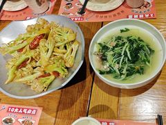 干锅有机花菜-胡桃里音乐酒馆(白云五号T5 MALL店)