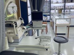 -三叶眼镜城·好视力眼镜店