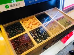 -沪上阿姨·精选茶饮(桃源友嘉购物广场店)