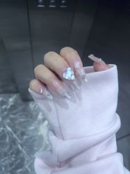 -UGIRL有个美甲