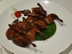 红烧乳鸽-東海海鲜酒家(中信广场店)