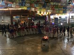 -摩梭传统篝火晚会