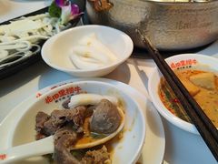 -花田里捞牛火锅(天润店)